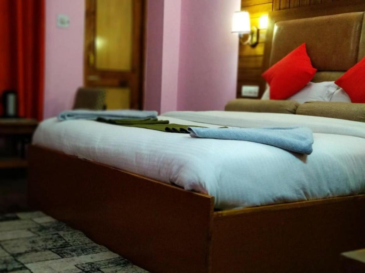 Dormico'S Hotel Snowbird Manali  Exterior photo