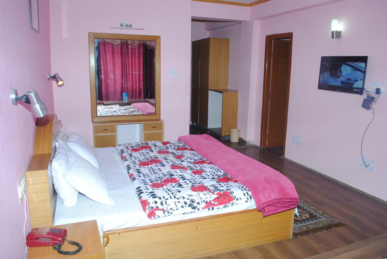 Dormico'S Hotel Snowbird Manali  Exterior photo