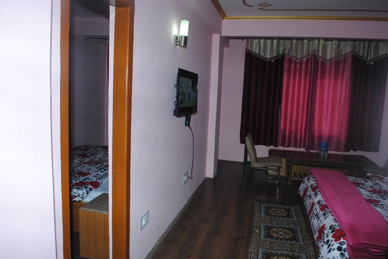 Dormico'S Hotel Snowbird Manali  Exterior photo
